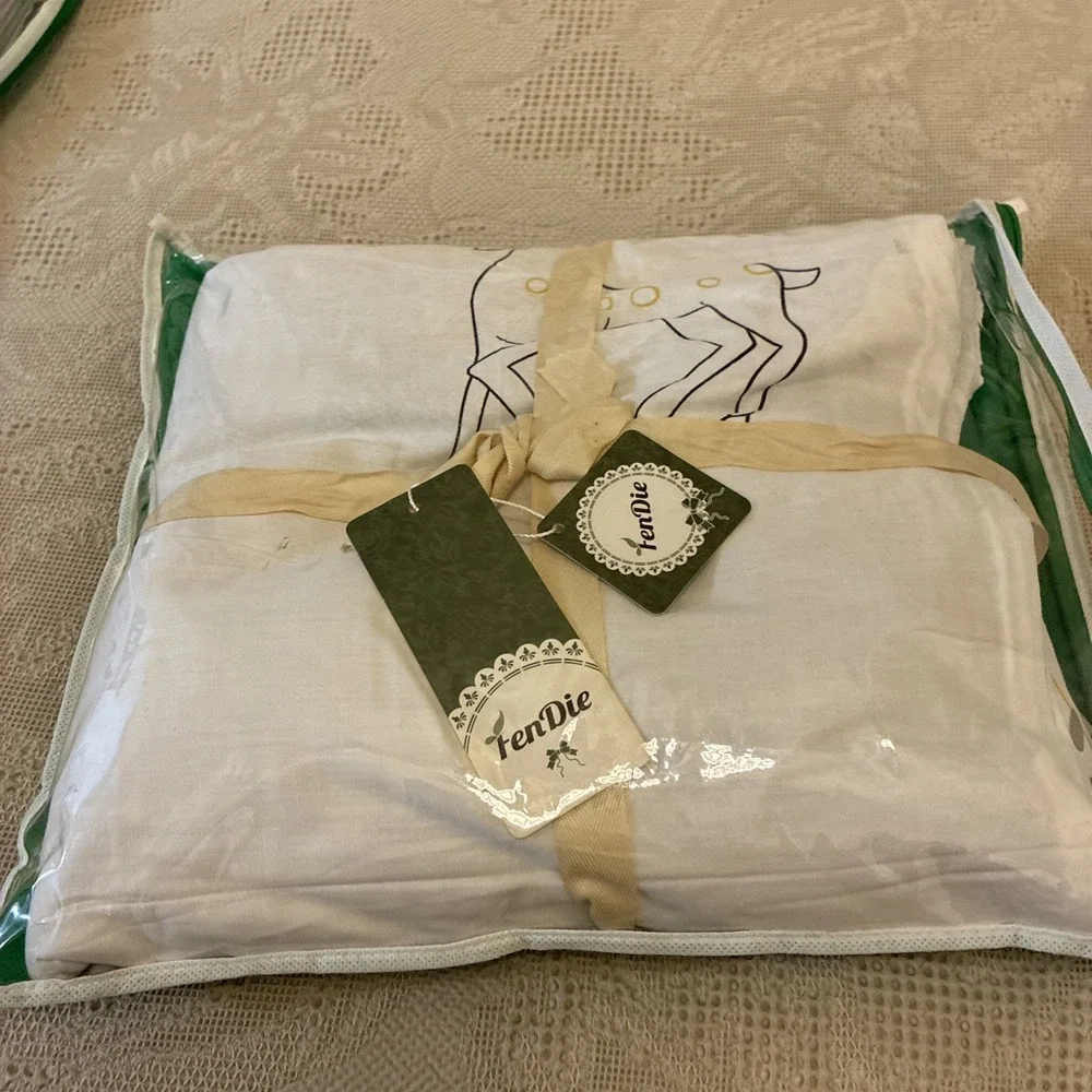 FenDie Queen Duvet + 2 Pillow Shams Christmas Reindeer New Out Of Package